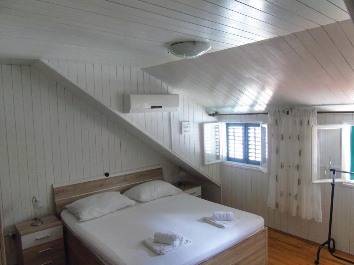 Peric Rooms Σπλιτ Εξωτερικό φωτογραφία